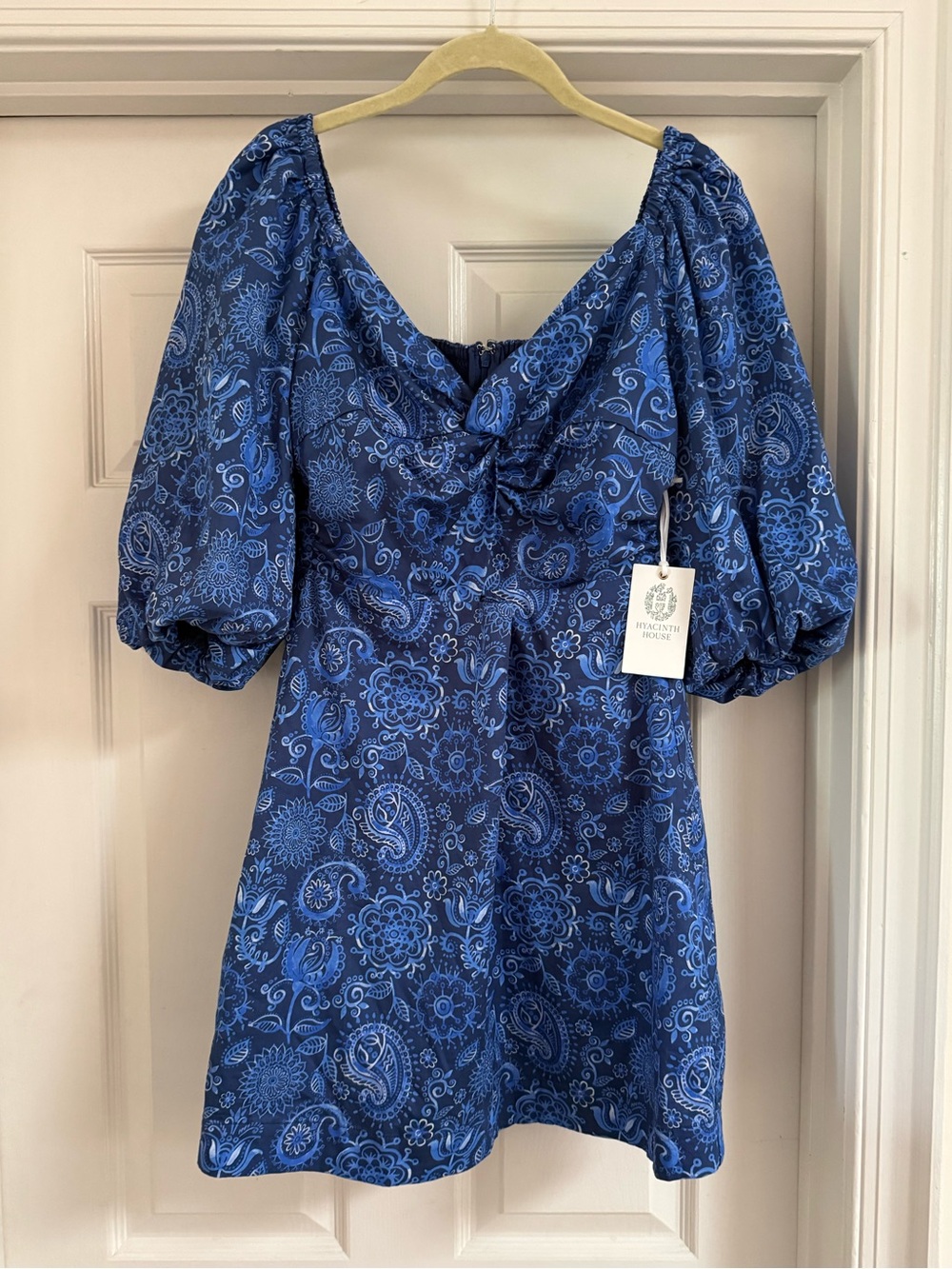NWT Bianca Paisley Puff-Sleeve Mini Dress